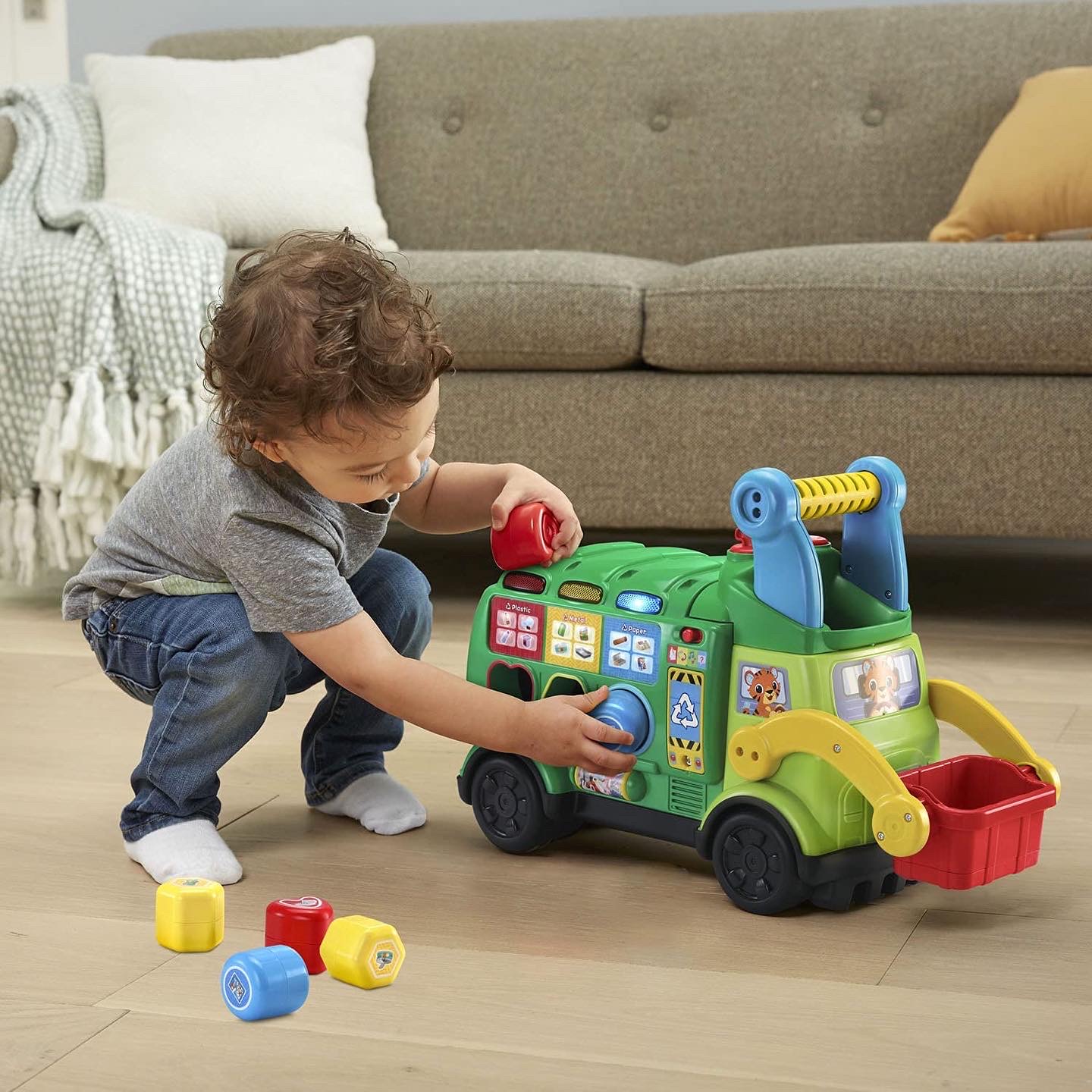 รถขาไถเก็บขยะ VTech Sort and Recycle Ride-On Truck