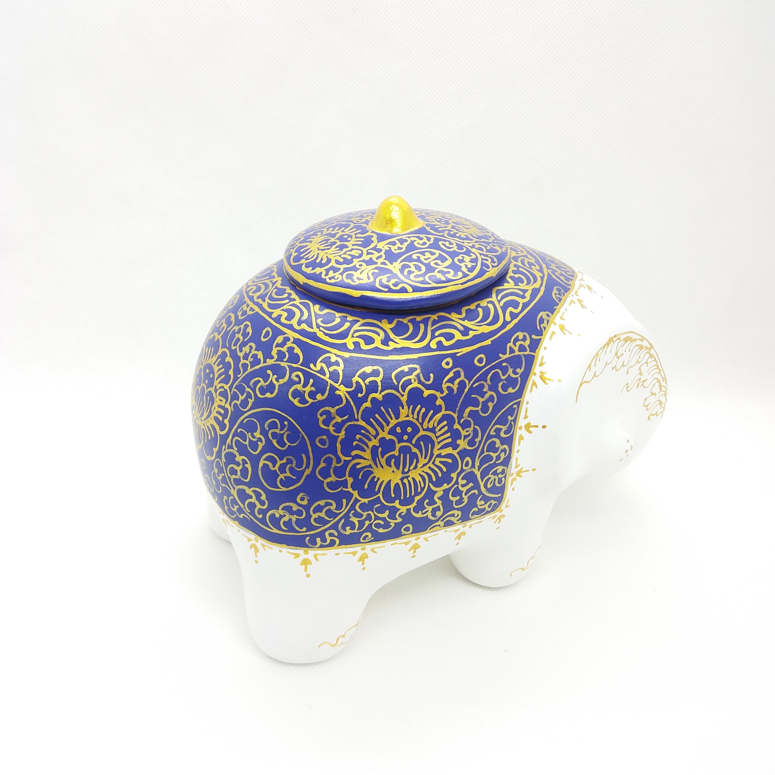 ช้างใส่เครื่องประดับ Size M