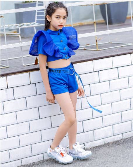 ชุดเต้น เสื้อแขนระบาย+กางเกงขาสั้น พร้อมเข็มขัด