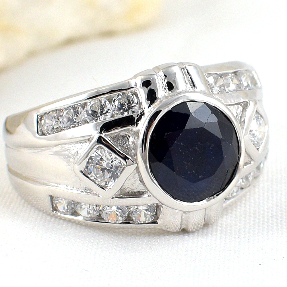 แหวนเงินแท้ราคาถูกชุบทองคำขาว ไพลินแท้ 2.55 กะรัต เพชรCZ 0.80 กะรัต งานประณีตสวยงาม สั่งผลิตค่ะ