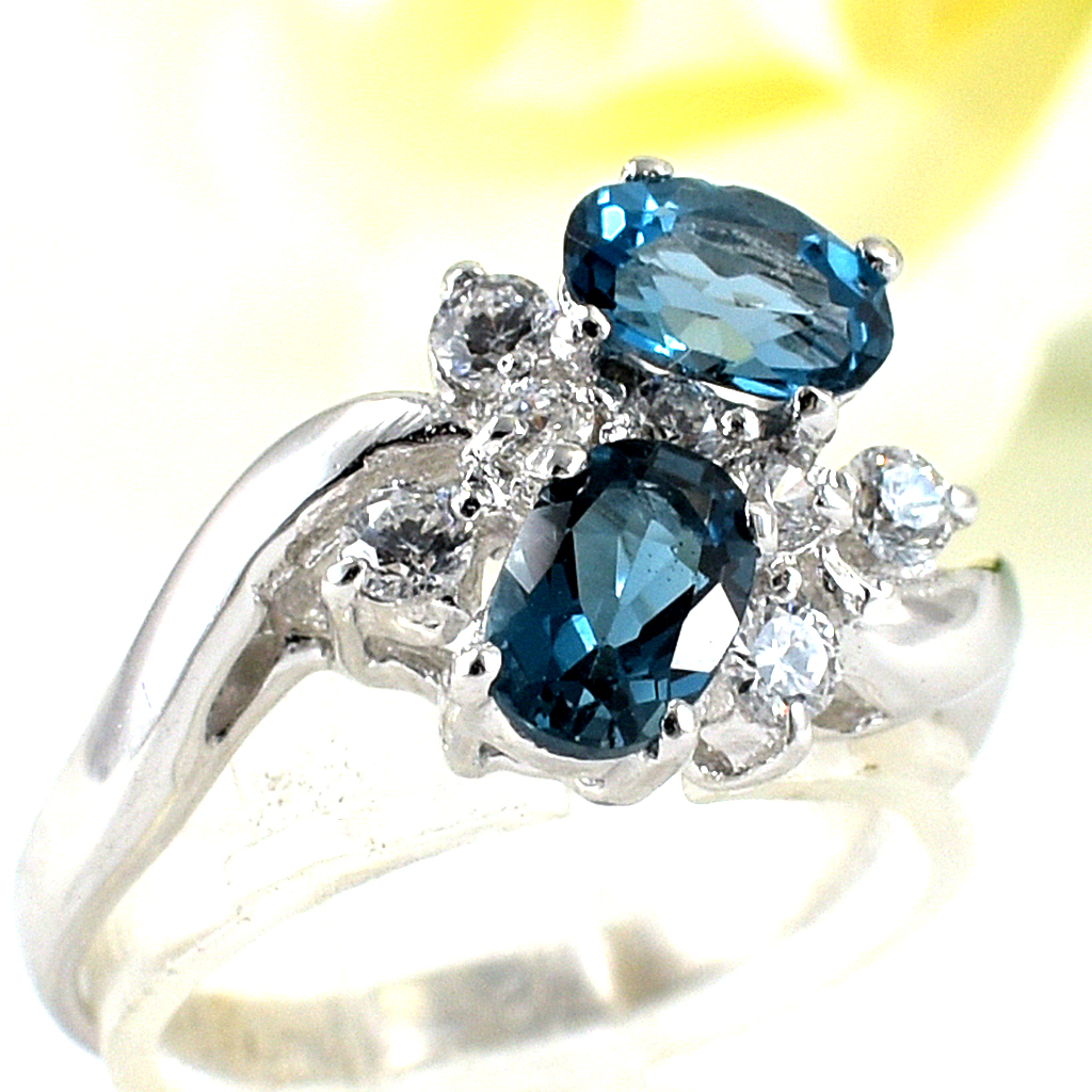 แหวนเงินแท้ราคาถูกชุบทองคำขาว ลอนดอนบลูโทปาซแท้ 1.10 กะรัต เพชรCZ 0.235 กะรัต งานประณีตสวยงาม สั่งผลิตค่ะ