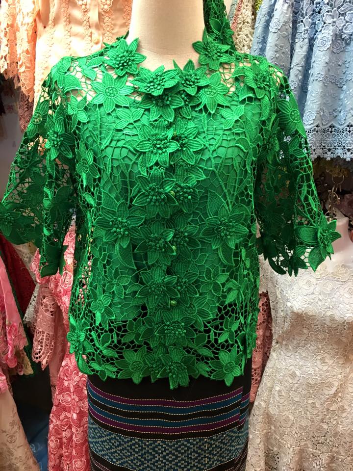 เสื้อลูกไม้เนื้อดี สีเขียวเข้ม