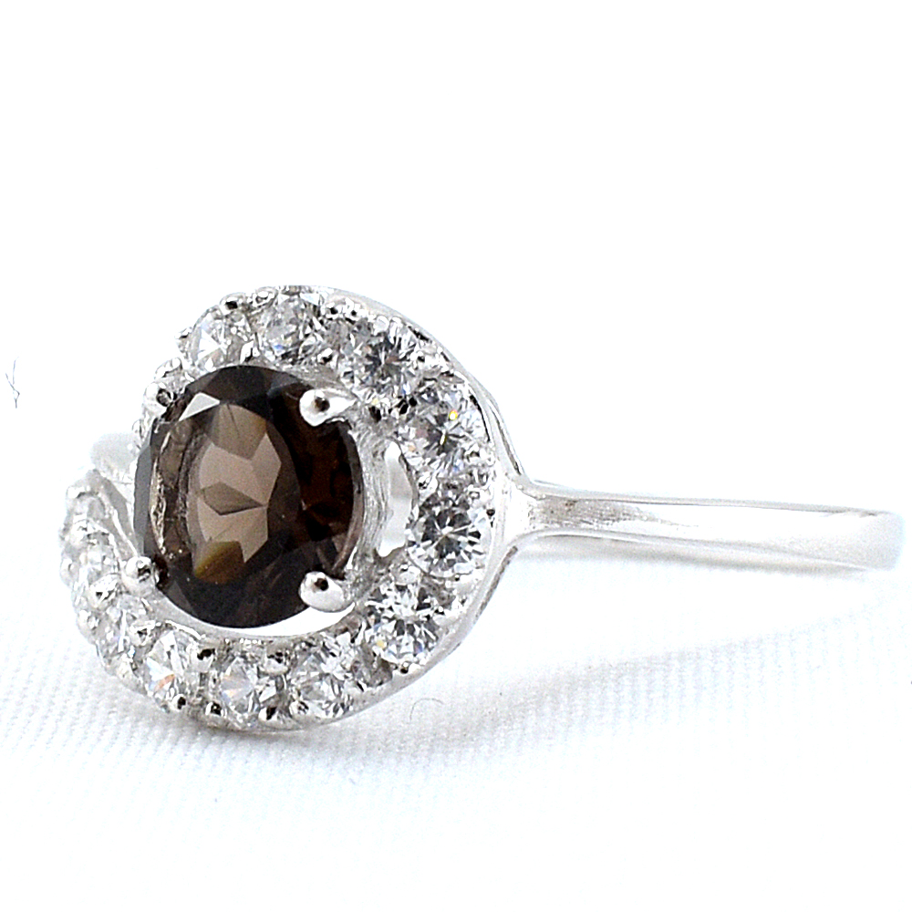 แหวนเงินแท้ราคาถูกชุบทองคำขาว พลอยแท้สโมกกี้ควอทซ์ 0.77 กะรัต เพชรCZ 0.48 กะรัต งานประณีตสวยงาม สั่งผลิตค่ะ