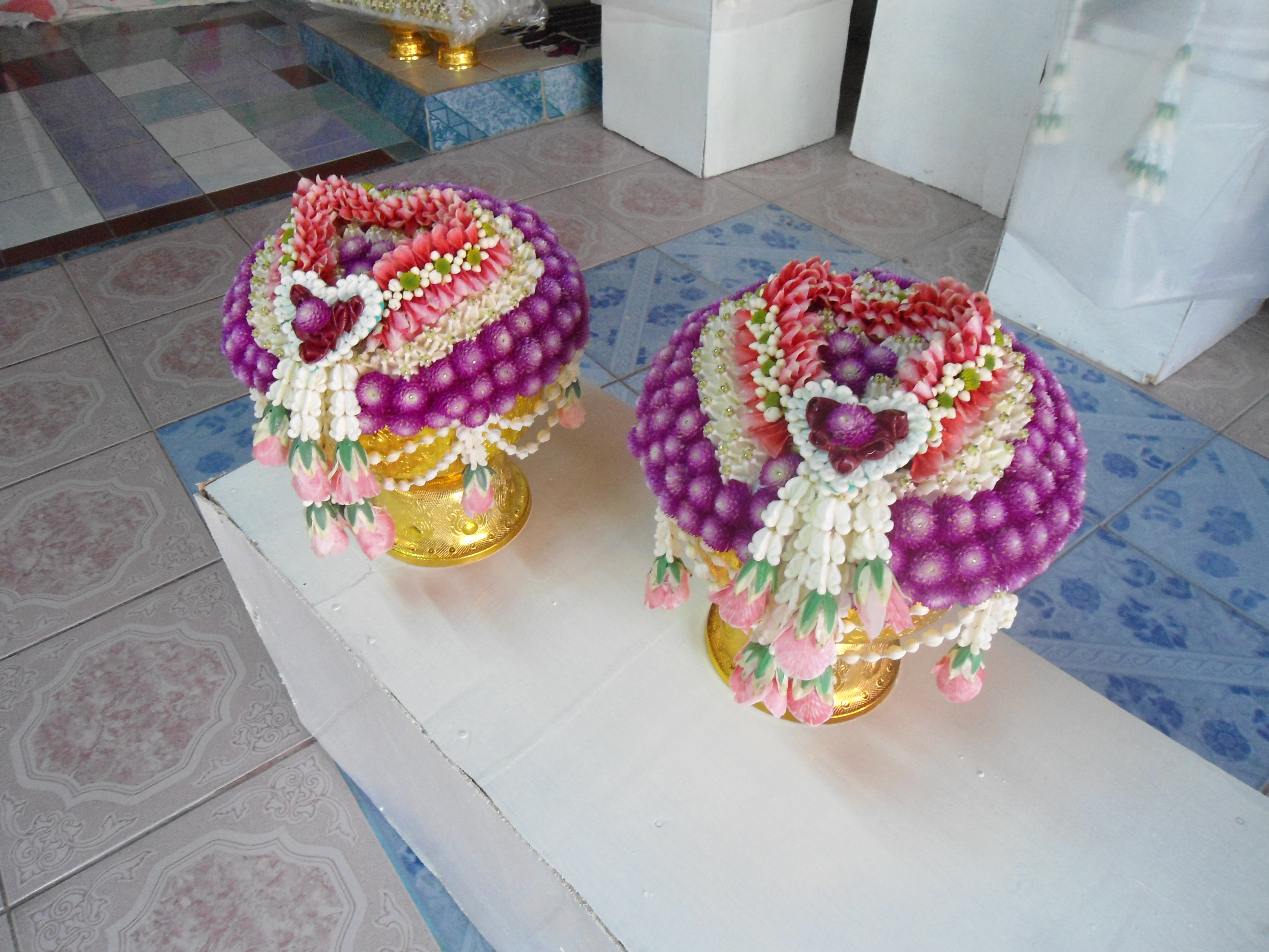 พานหลั่งน้ำสังข์ 4มีค60 (ส่งงาน ข้างที่ว่าการอำเภอบางปะอิน จ.อยุธยา)