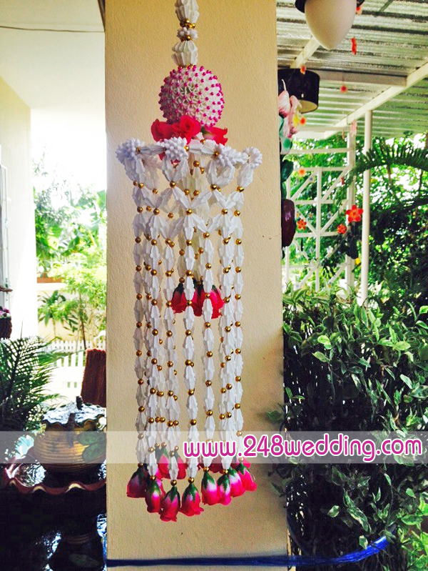 โคมแขวนดอกรัก ลูกตุ้มสีชมพู