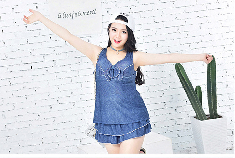 ชุดว่ายน้ำคนอ้วน 6xl เสื้อ+กางเกง รอบอก 44-48 รอบเอว 36-42 สะโพก 42-48 นิ้วค่ะ กระโปรงกางเกงยาว 12 นิ้วค่ะ ผ้าดี งานสวยค่ะ