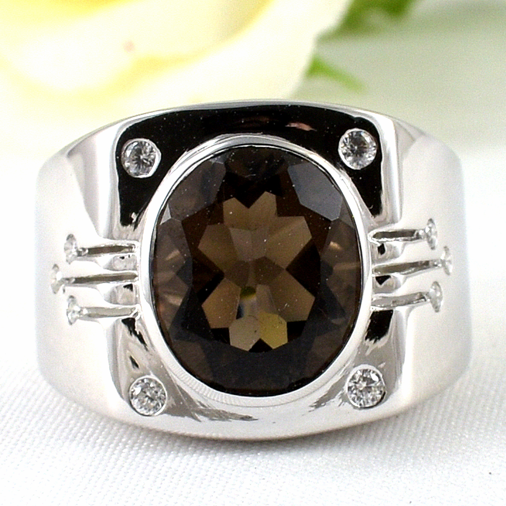 แหวนเงินแท้ราคาถูกชุบทองคำขาว พลอยแท้สโมกกี้ควอทซ์ 4.80 กะรัต เพชรCZ 0.19 กะรัต งานประณีตสวยงาม สั่งผลิตค่ะ