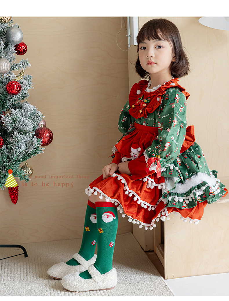 friendly4kid ถุงเท้ายาว ถุงเท้าเด็ก สีแดง คริสมาสต์