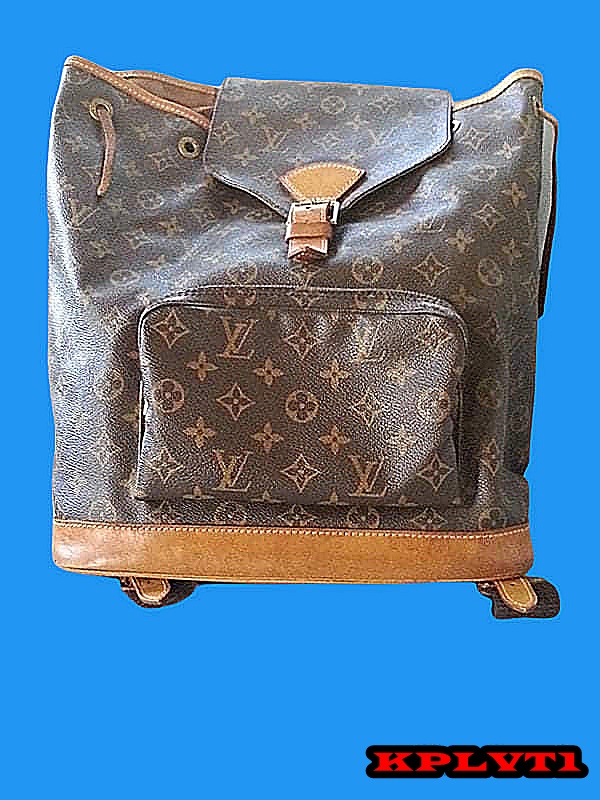 กระเป๋าเป้ LOUIS VUITTON สภาพสมบูรณ์ น่าใช้งาน