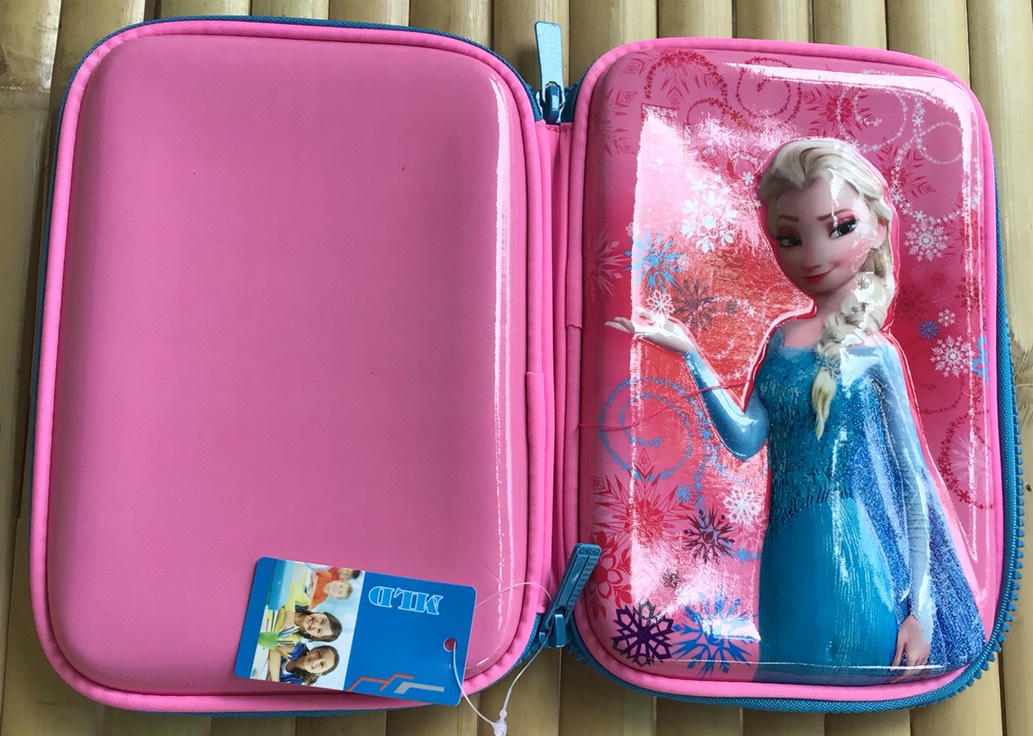 กล่องดินสอ ลายนูน 3 มิติ ลายเจ้าหญิงโฟเซ่น