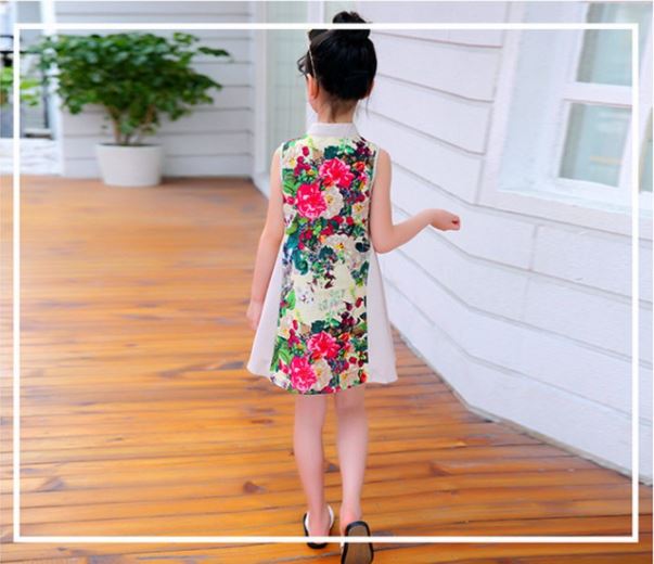 ชุดเดรสกี้เพ้าคอป้าย สีขาว ลายดอกไม้