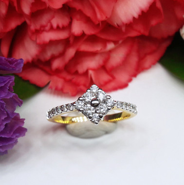 สั่งผลิตเพชรเบลเยี่ยมคัท แหวนแต่งงาน แหวนหมั้น ใส่เที่ยว ออกงาน แหวนทองคำ 18K เพชรแท้ 0.45 กะรัต 2.50 กรัม น้ำ 99 ราคาถูกมาก มีใบรับประกันค่ะ