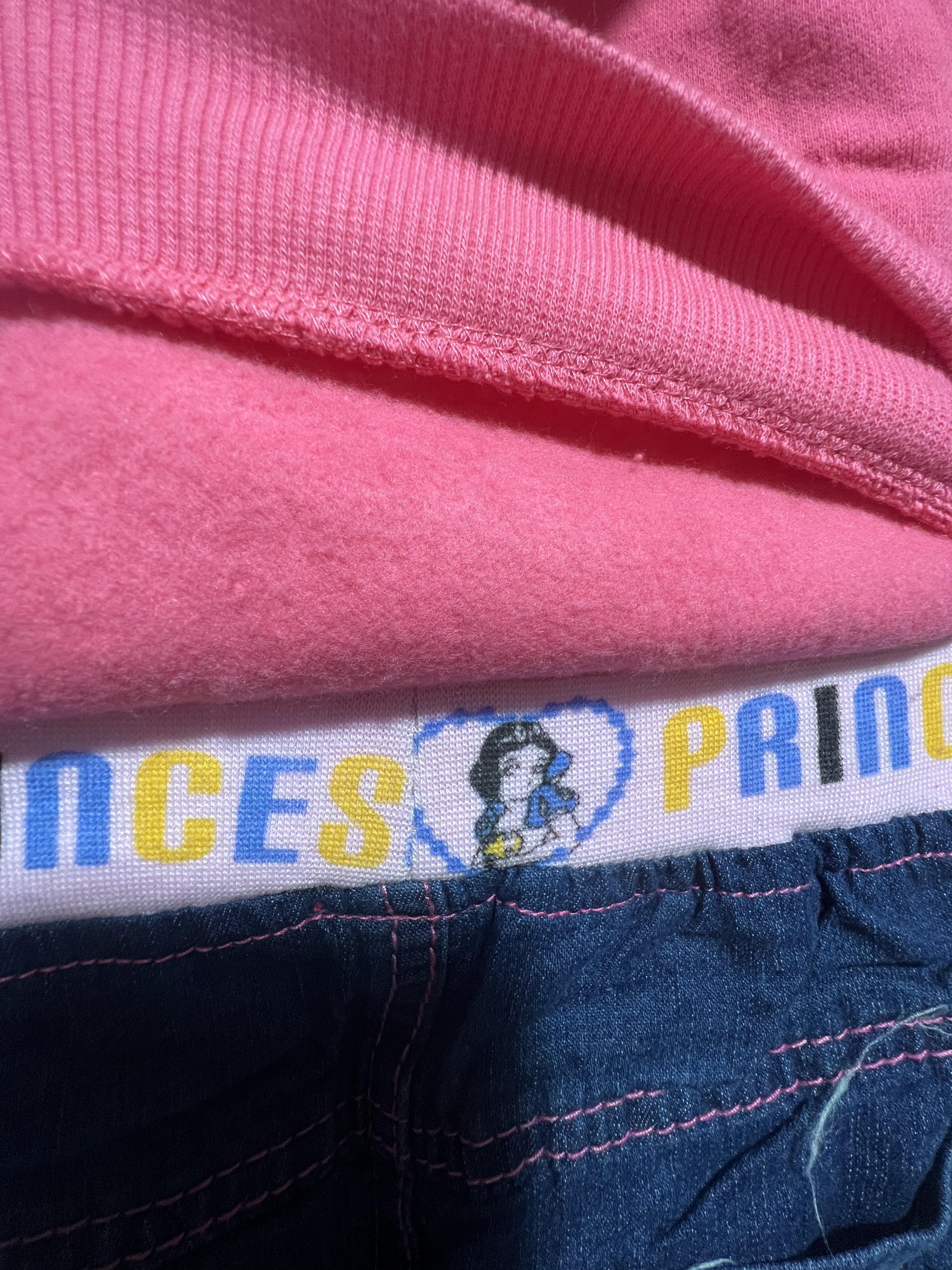 กันหนาว : เสื้อกันหนาว แมวสีชมพู