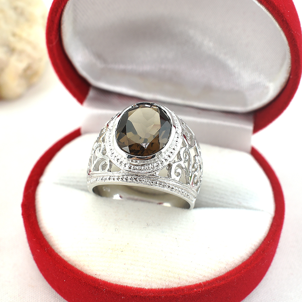 แหวนเงินแท้ราคาถูกชุบทองคำขาว พลอยแท้สโมกกี้ควอทซ์ 4.35 กะรัต งานประณีตสวยงาม สั่งผลิตค่ะ