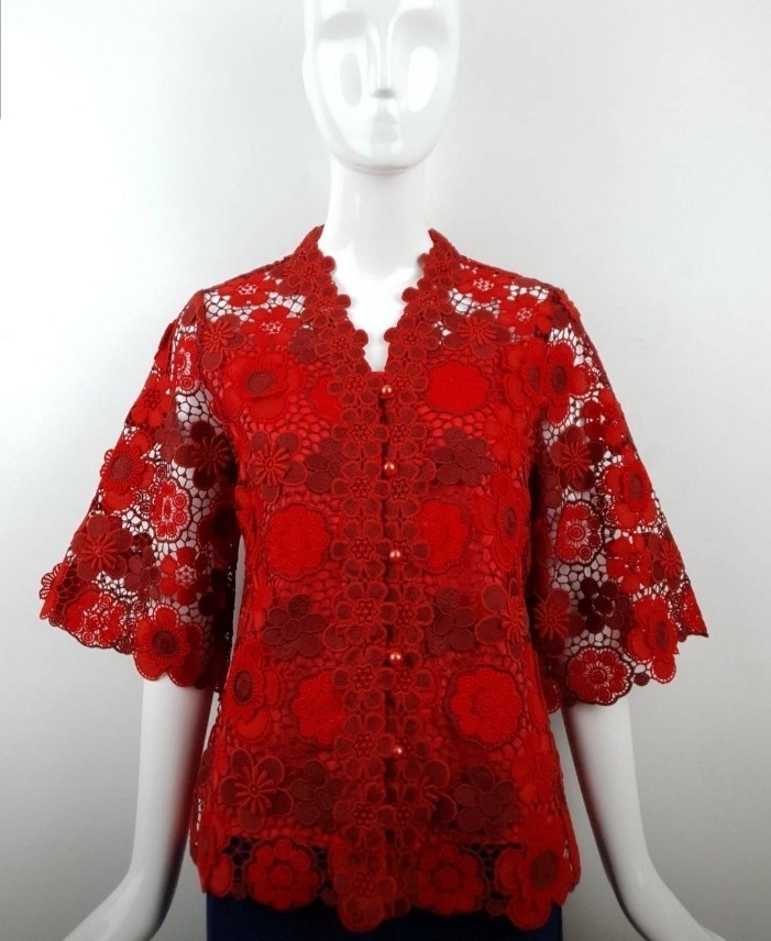 เสื้อลูกไม้พิ้งบูติค สีแดงมีหลายทรงให้เลือก