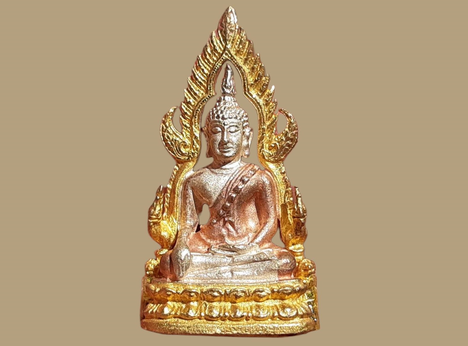 กริ่งพระพุทธชินราช วัดพระศรีรัตนมหาธาตุ จ.พิษณุโลก รุ่นมหาลาภ ปี 2540 เนื้อเงิน 3 สี ก้นอุดกริ่งทองแดง