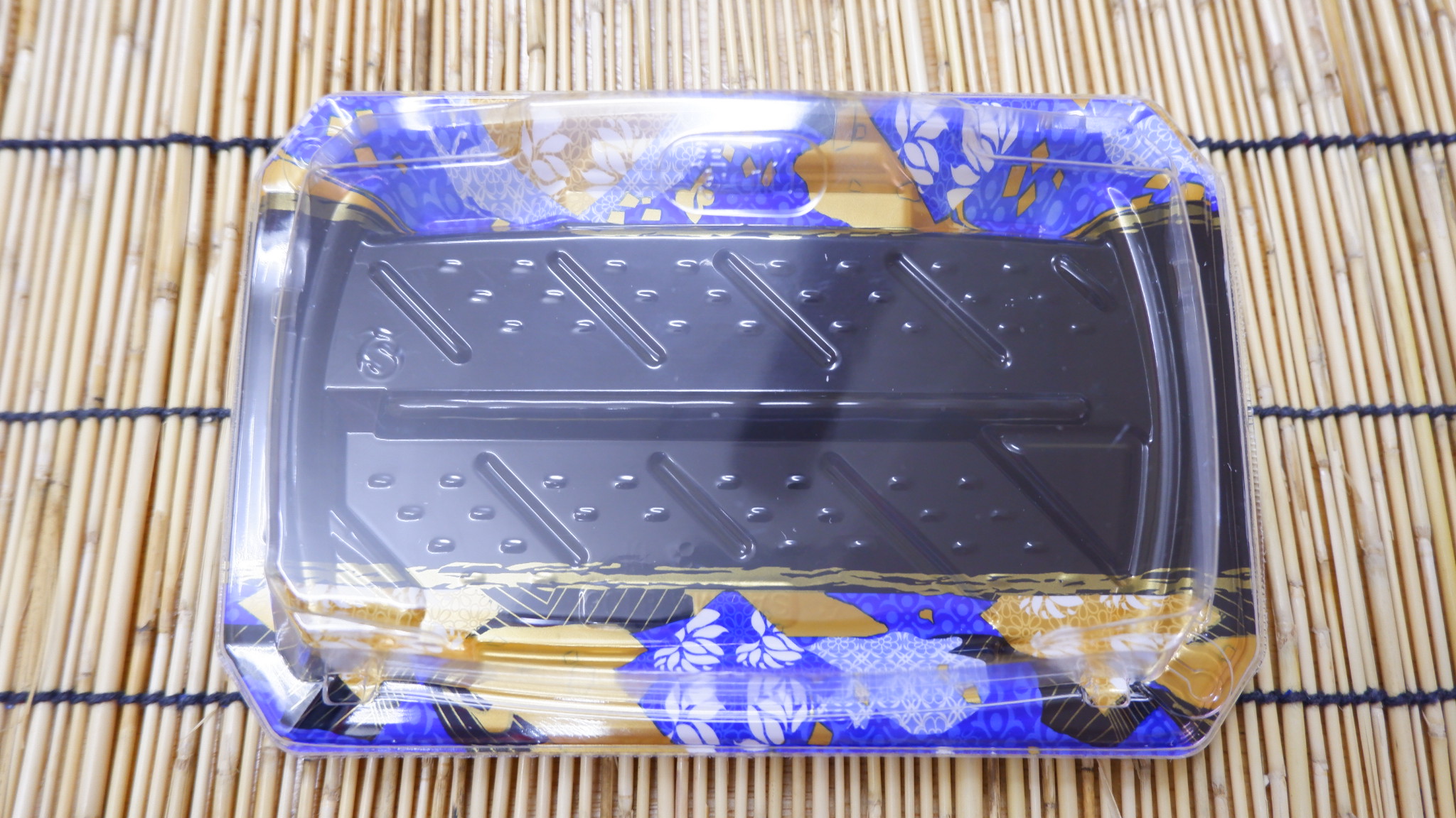 กล่องใส่อาหารญี่ปุ่น กล่องใส่ซาซิมิ กล่องใส่แซลมอน SM-8106 (50 pcs.)