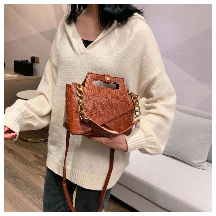 สินค้าพรีออเดอร์ กระเป๋าแฟชั่นสวยหรู มี 5 สี รหัส PO-BAG-034