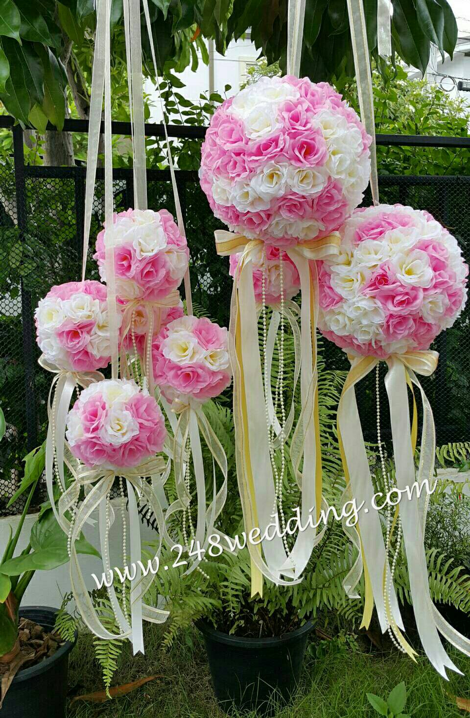 flowerball ทูโทน (ลูกบอลดอกไม้ ขาว-ชมพู)