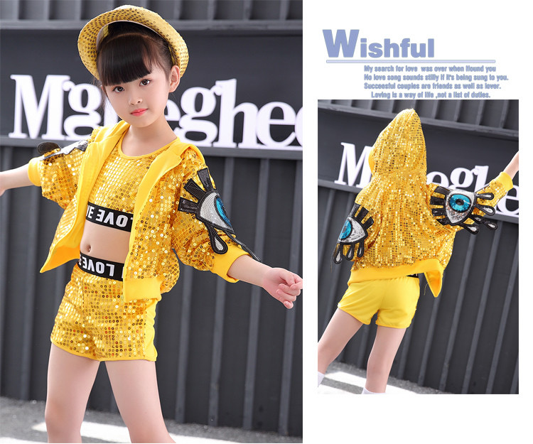 ชุดเต้น ชุดแดนซ์ ฮิปฮอป ปักเลื่อม ขาสั้น พร้อมแจ็คเก็ตฮูด