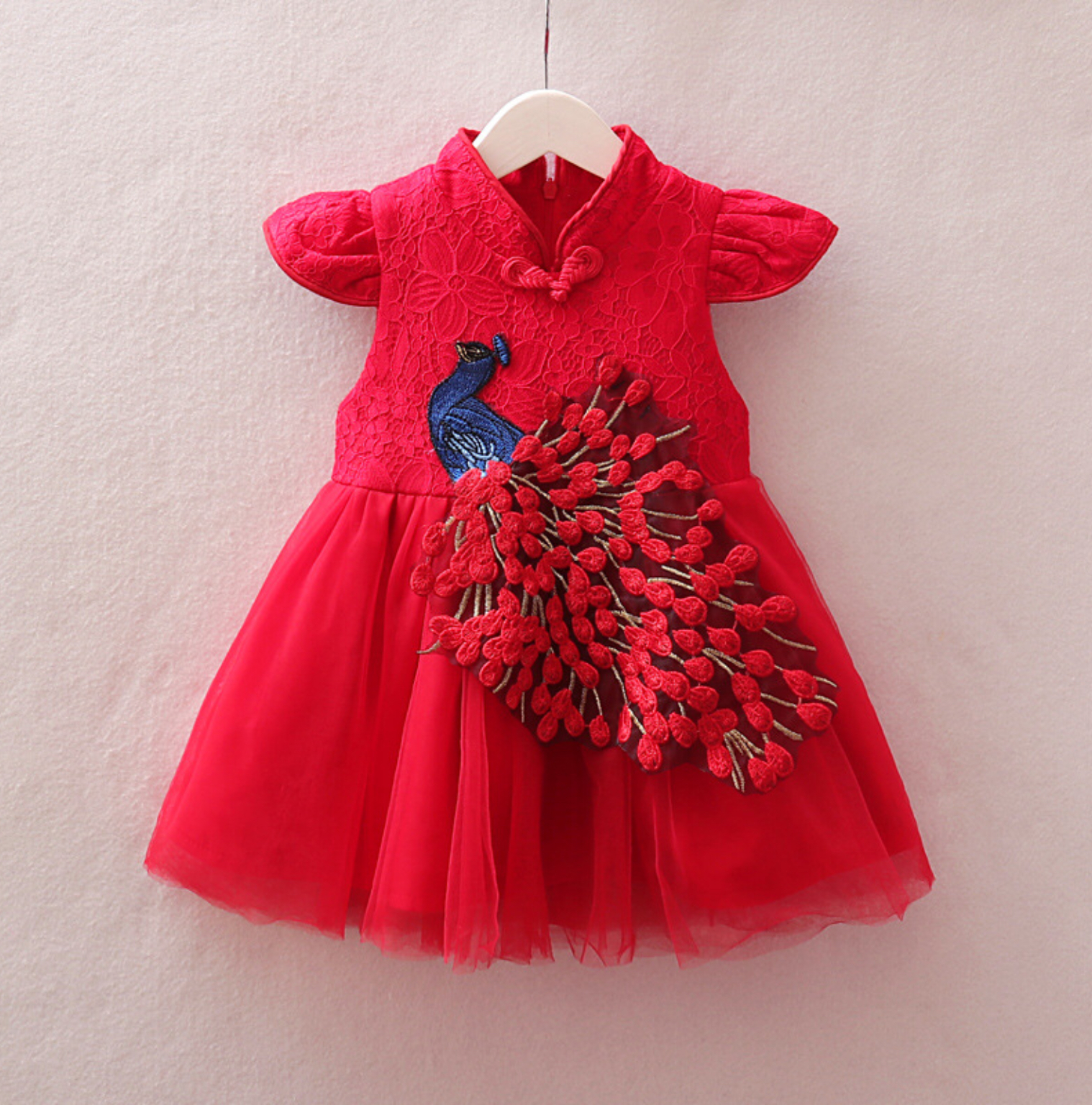 ชุดจีน กี่เพ้า เดรสแต่งนกยูง