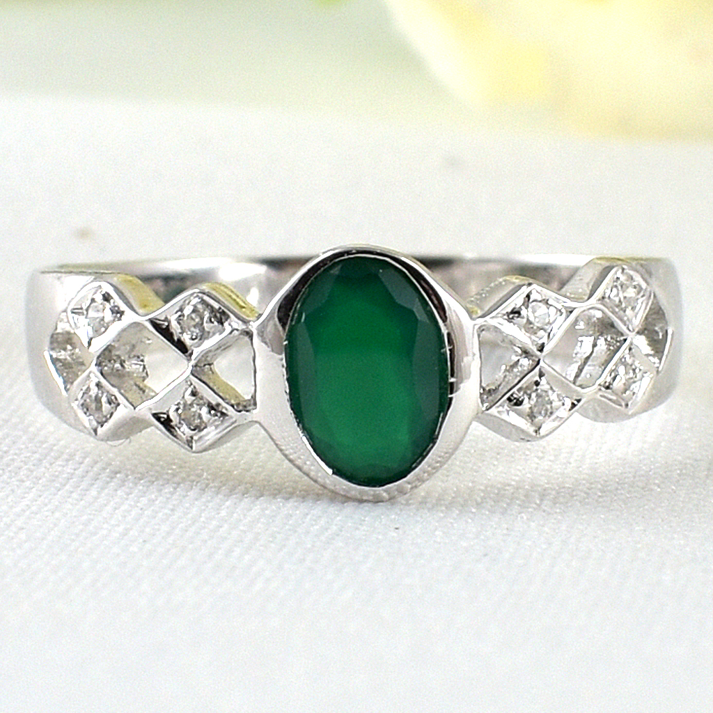 แหวนเงินแท้ราคาถูกชุบทองคำขาว พลอยแท้กรีนอะเกท 0.55 กะรัต เพชรCZ 0.056 กะรัต งานประณีตสวยงาม สั่งผลิตค่ะ