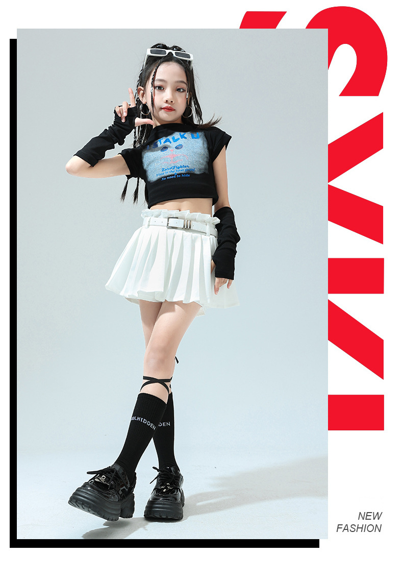 พร้อมส่ง***ชุดเต้น ลายแมว สไตล์เกาหลี เซ็ตเสื้อTKIAULS+กางเกงกระโปรง