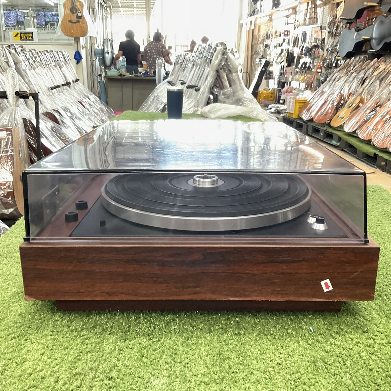 เครื่องเล่นแผ่นเสียง VICTOR : JL-B33H