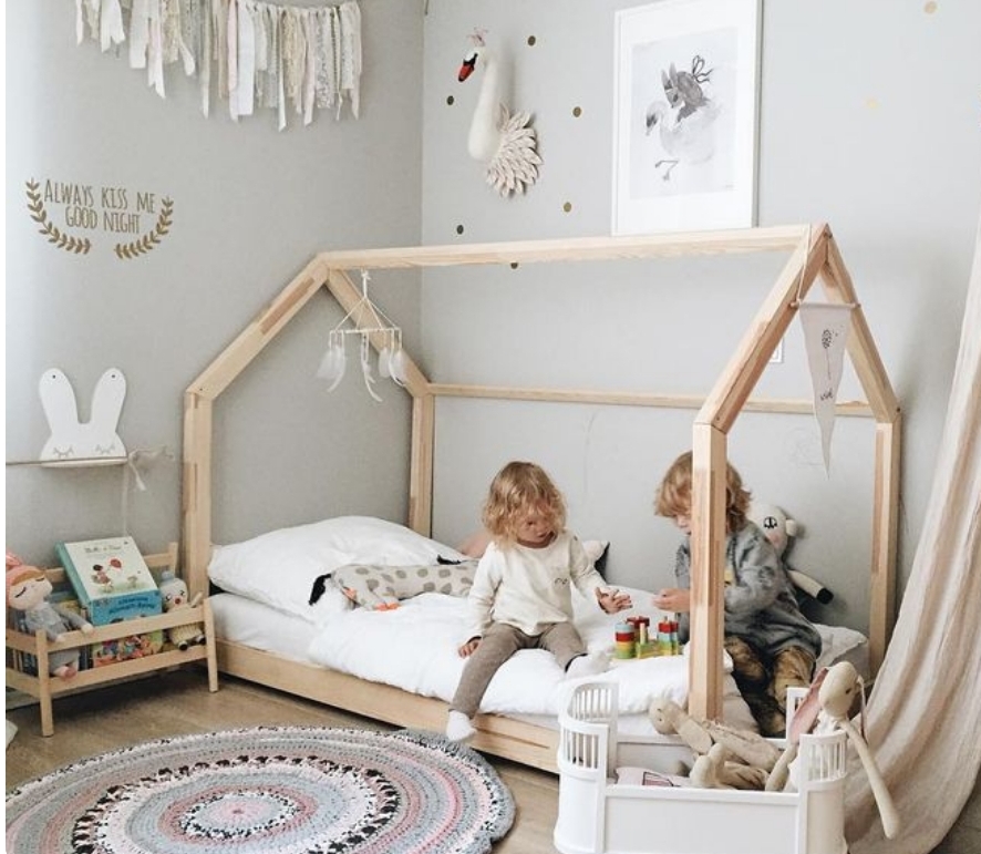 TP21031(WHK1) เตียงนอนไม้ โครงบ้าน