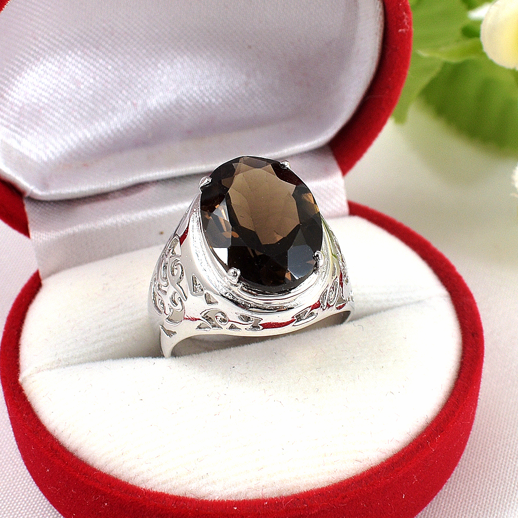 แหวนเงินแท้ราคาถูกชุบทองคำขาว พลอยแท้สโมกกี้ควอทซ์ 8.95 กะรัต งานประณีตสวยงาม สั่งผลิตค่ะ