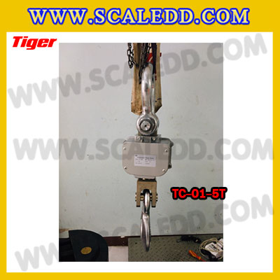 ตาชั่งแขวน5ตัน เครื่องชั่งแขวน5ตัน เครื่องชั่งแขวน5000kg เครื่องชั่งแขวนดิจิตอล5000kg พิกัด 5000kg ค่าละเอียด 2kg ตะขอหมุนได้360องศา เครื่องชั่งแขวนยี่ห้อ TIGER รุ่น TC-01