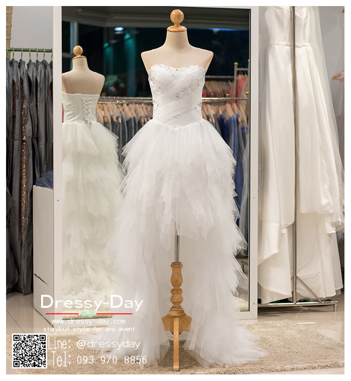 รหัส ชุดราตรี : bb036 ชุดราตรีสีขาว หน้าสั้นหลังยาว แบบเกาะอก สวย หรู และดูดี