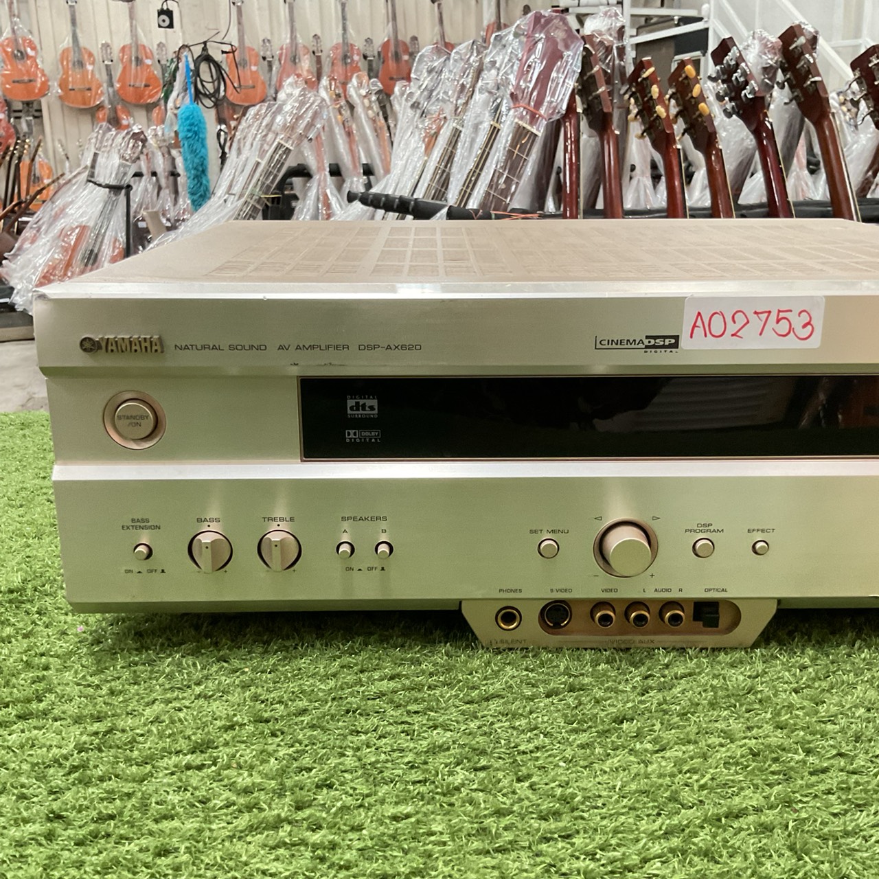 เครื่องขยายเสียง YAMAHA : DSP-AX620