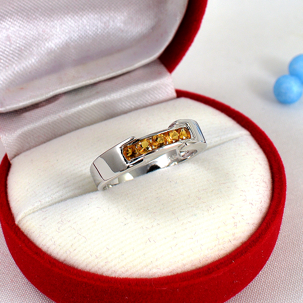 แหวนเงินแท้ราคาถูกชุบทองคำขาว ซิทรินแท้ 0.30 กะรัต งานประณีตสวยงาม สั่งผลิตค่ะ