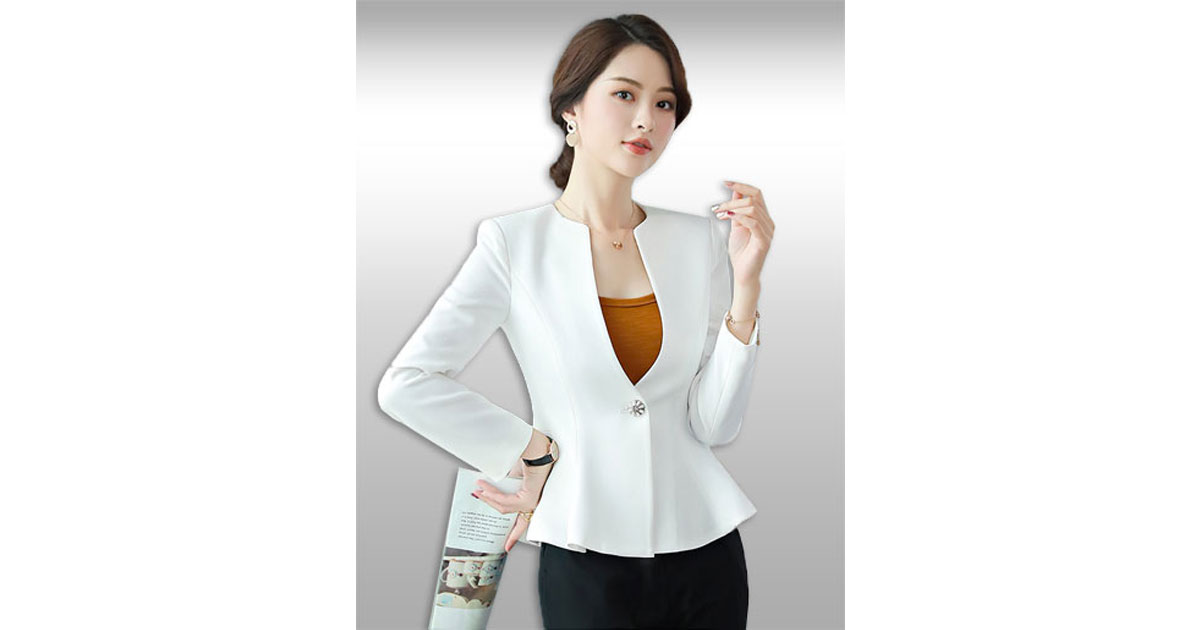 เสื้อสูทผู้หญิงสีขาวสไตล์เรียบหรู มี 7 ไซส รหัส2254