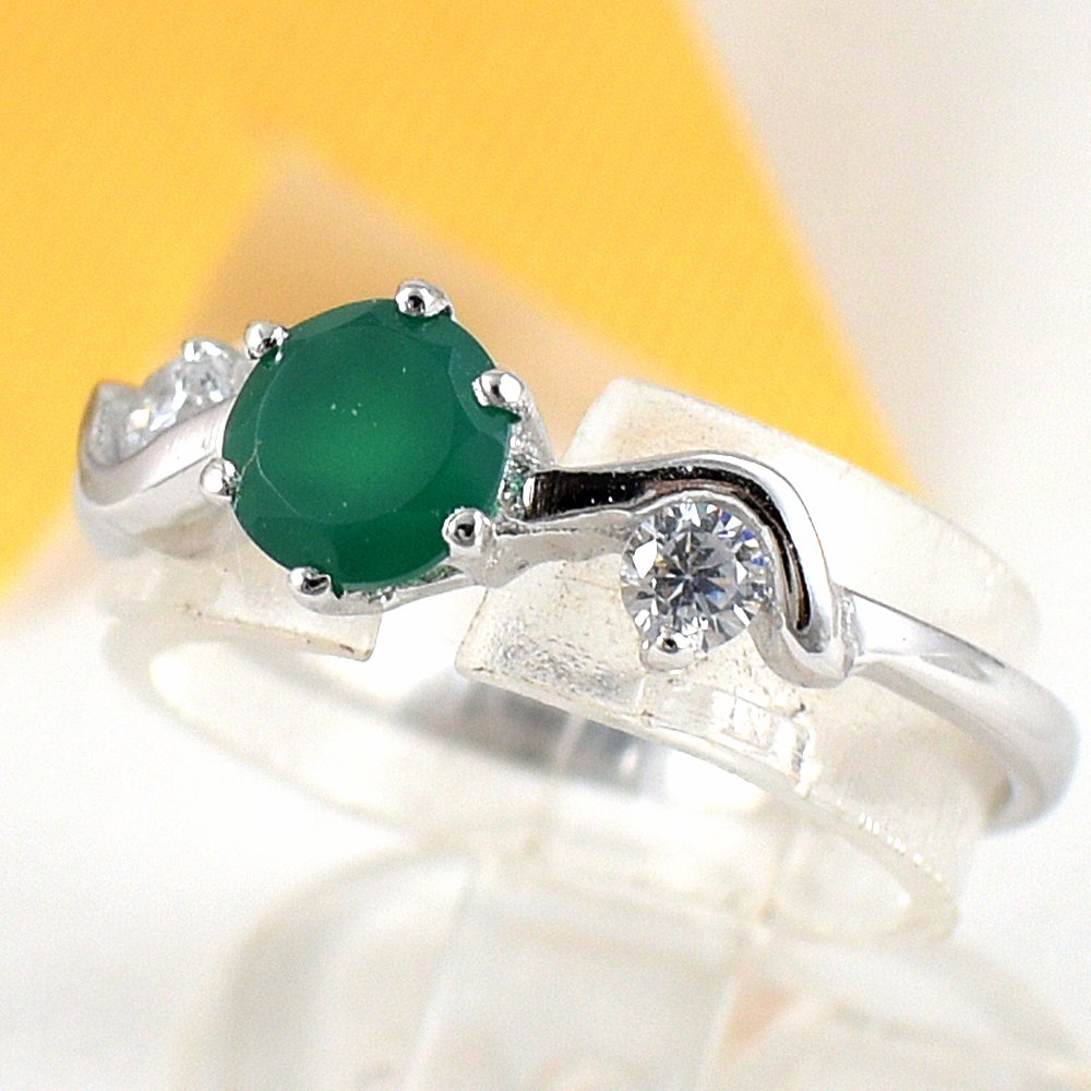 แหวนเงินแท้ราคาถูกชุบทองคำขาว พลอยแท้กรีนอะเกท 0.46 กะรัต เพชรCZ 0.12 กะรัต งานประณีตสวยงาม สั่งผลิตค่ะ