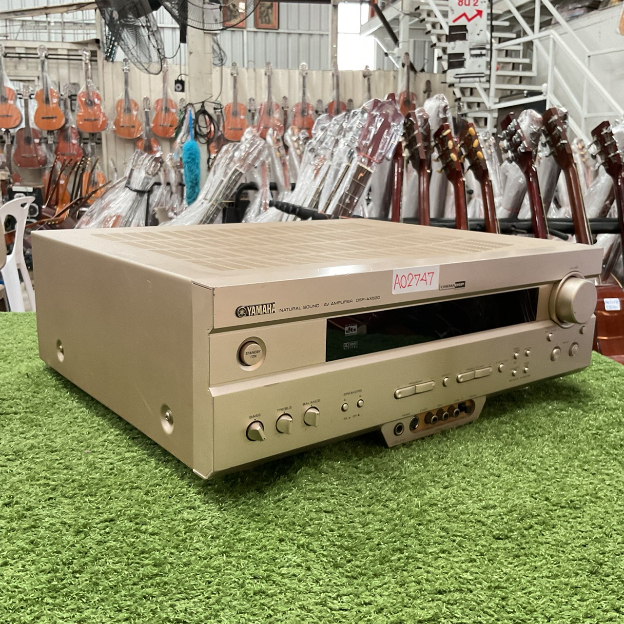 เครื่องขยายเสียง YAMAHA : DSP-AX520