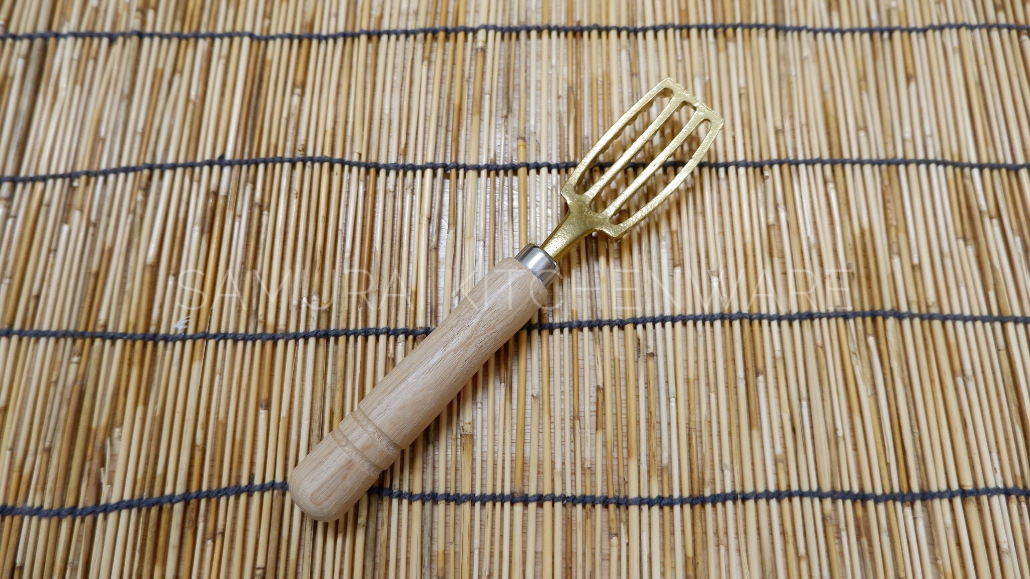 ที่ขอดเกล็ดปลา ที่ขูดเกล็ดปลา ทองเหลือง (Japan)