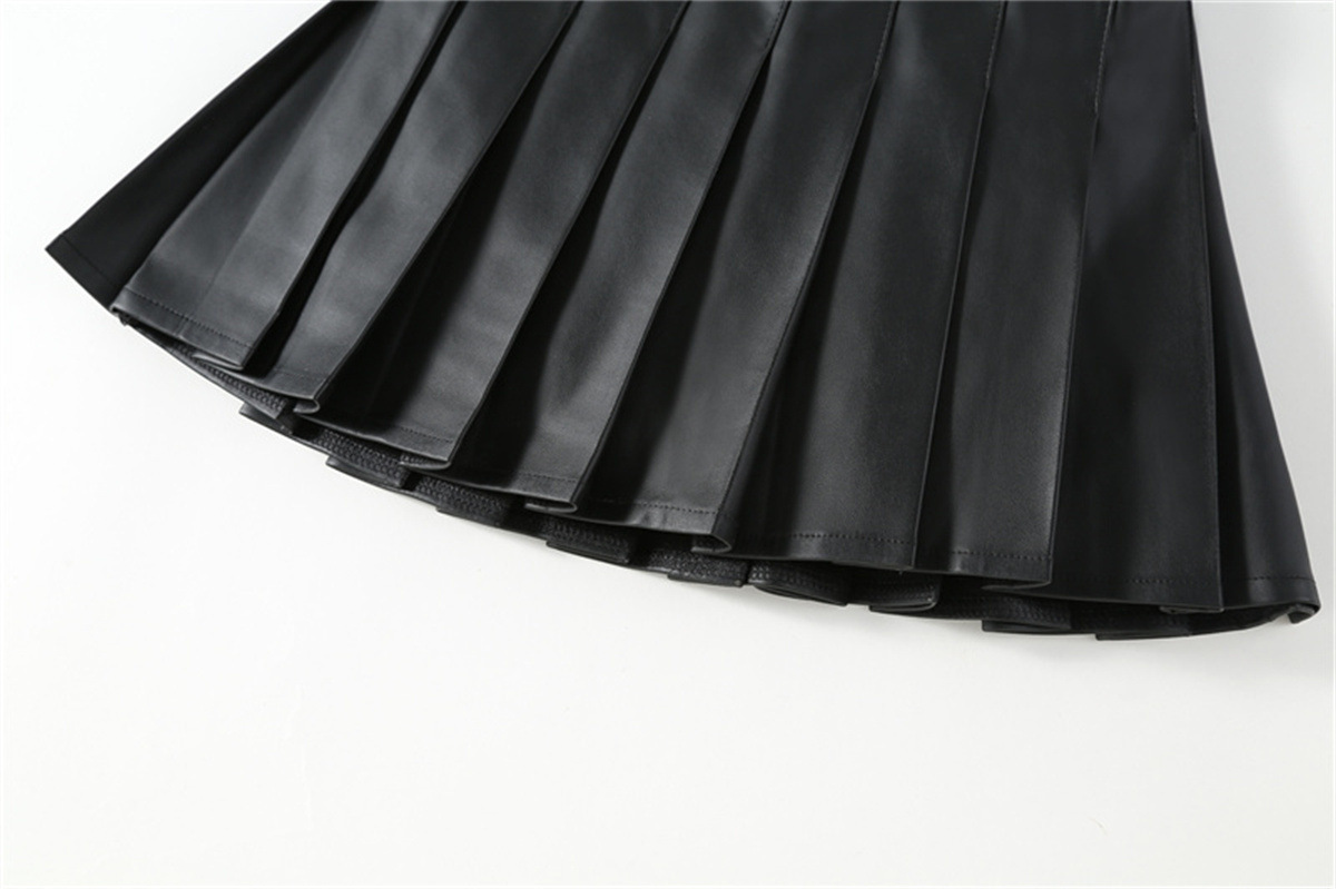 F กระโปรงเ ด็กอัดพลีท ทรงสั้น มีซับในกางเกง ลายพื้น เกรดคุณภาพ