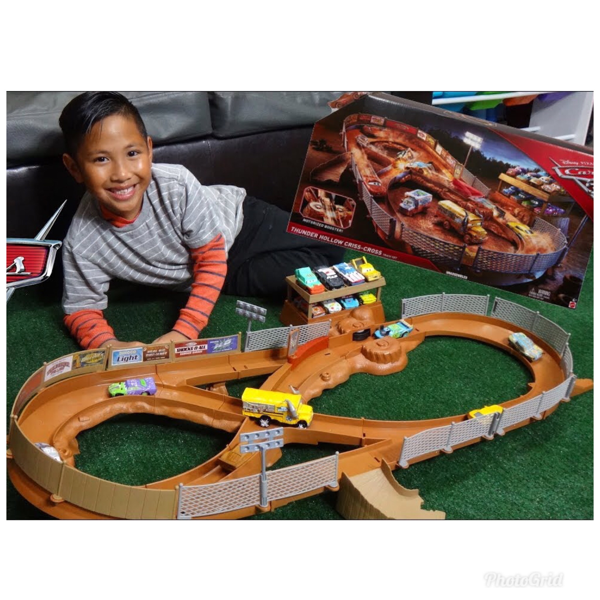Disney Pixar Cars 3: Thunder Hollow Criss-cross Track Set