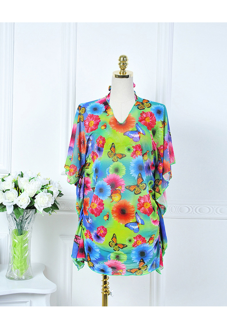 ชุดว่ายน้ำเขต 3 ชิ้น รอบอก 32-38 รอบเอว 27-32 สะโพก 34-40 นิ้ว เสื้อตัวนอก รอบอก 46 นิ้วสีสวยสดใสค่ะ