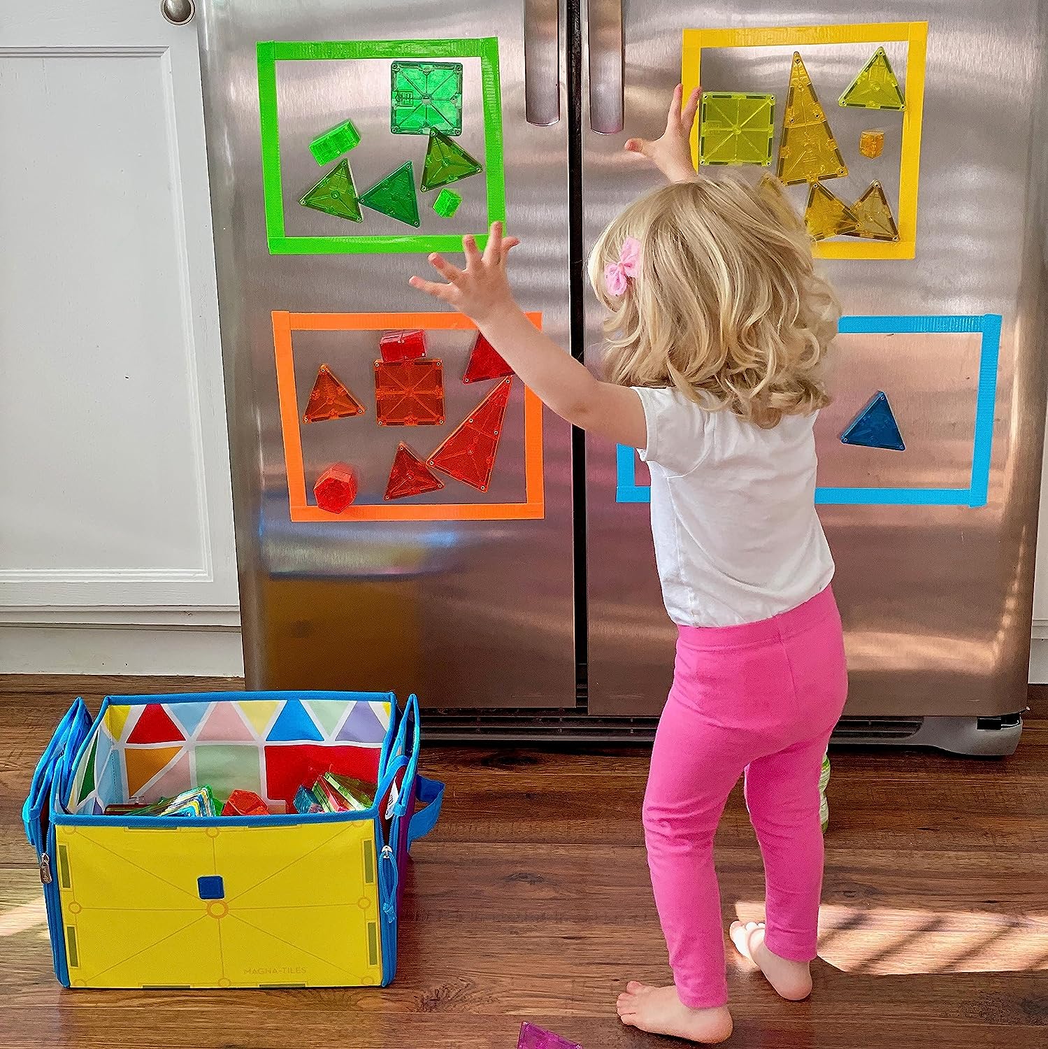 MAGNA-TILES Classic 100-Piece Magnetic Construction Set