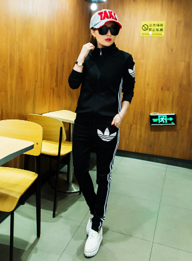 ชุดเซท เสื้อกางเกงวอร์ม สไตล์แบรนด์ มี 3 ไซส์ M,L,XL-1351-สีดำ