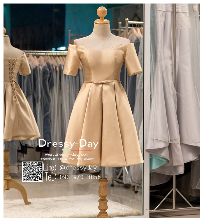 รหัส ชุดราตรีสั้น :PF064-2 ชุดแซก ชุดราตรีสั้นสีทอง มีแขน ผ้าไหม ด้านหลังเป็นคลอเส็ทผูกเชือกกระชับกับลำตัว แบบหรูและดูดี เหมาะใส่ออกงานแต่งงาน งานกลางวัน กลางคืน กาล่าดินเนอร์