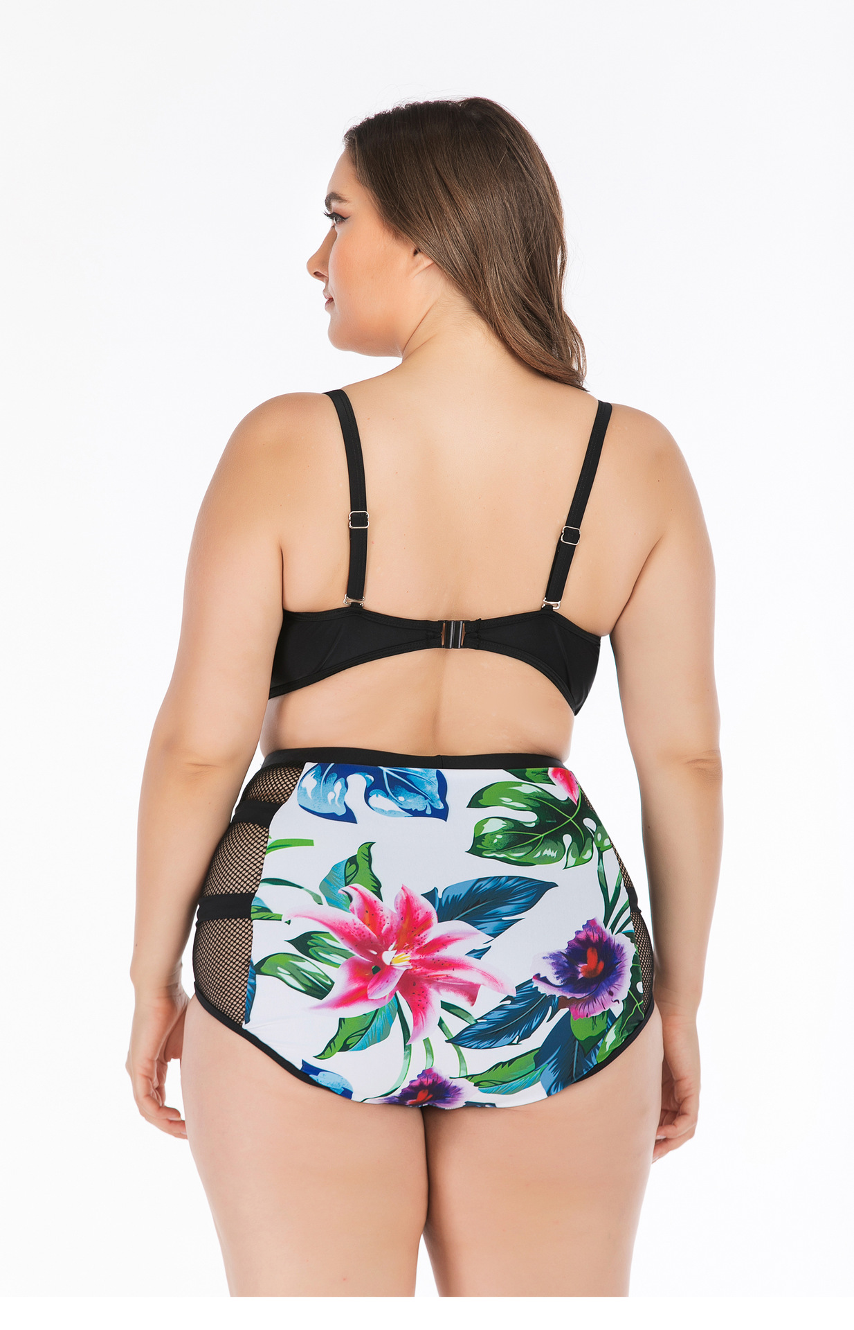 ชุดว่ายน้ำทูพีช3xl รอบอก 40-46 คัพ C++ กางเกงเอว 34-40 สะโพก43-48 นิ้วค่ะ ผ้าดี งานสวยมากๆค่ะ