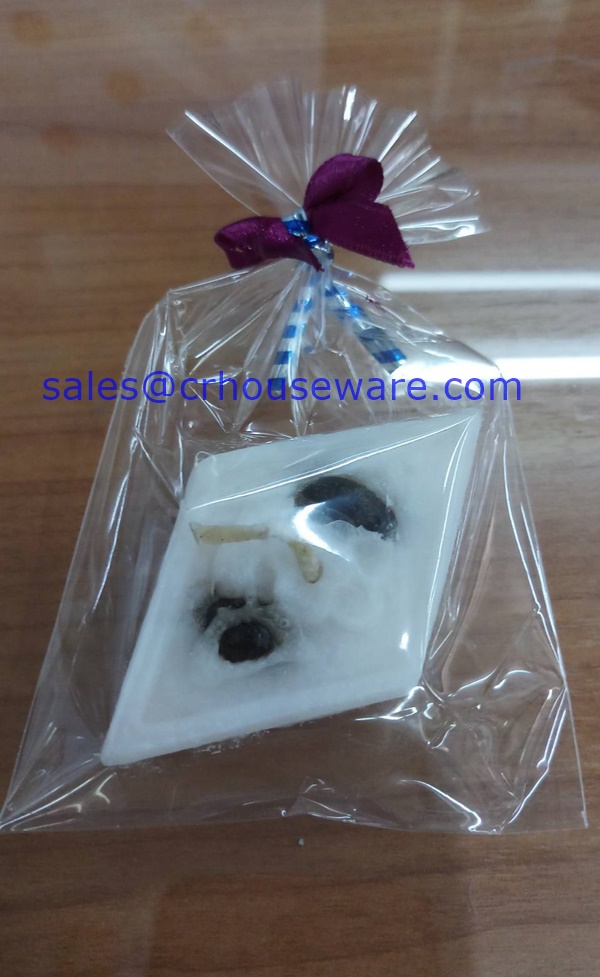 เทียนหอมรูปขนมไทย ขนมข้าวเหนียวตัด ขนมไทยปลอม โมเดิร์นขนมไทย 016-CAN442