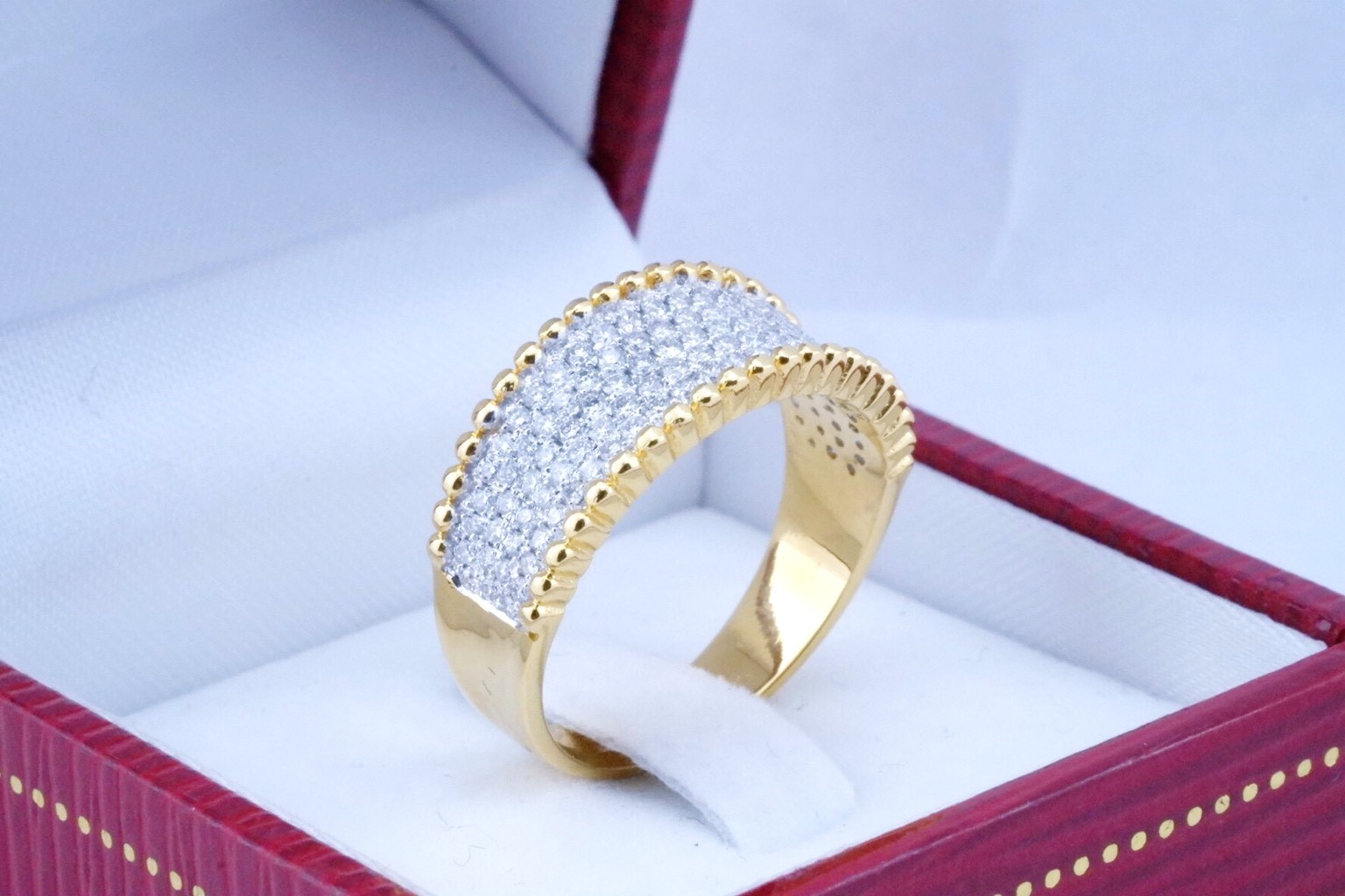 สั่งผลิตเพชรเบลเยี่ยมคัท แหวนแต่งงาน แหวนหมั้น ใส่เที่ยว ออกงาน แหวนทองคำ 18K เพชรแท้ 0.65 กะรัต 6.34 กรัม น้ำ 99 ราคาถูกมาก มีใบรับประกันค่ะ