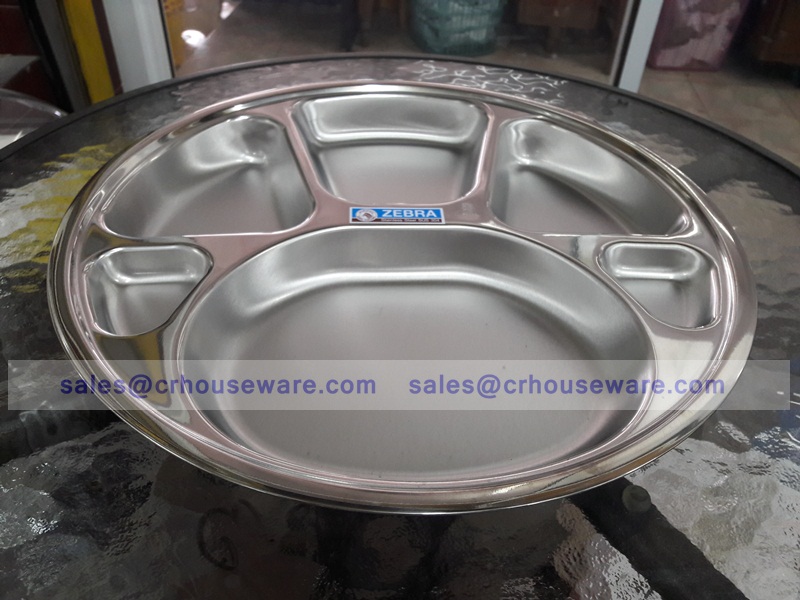 ถาดหลุมสแตนเลส ม้ายลาย 35 ซม. ( 14 นิ้ว ) SL-132039