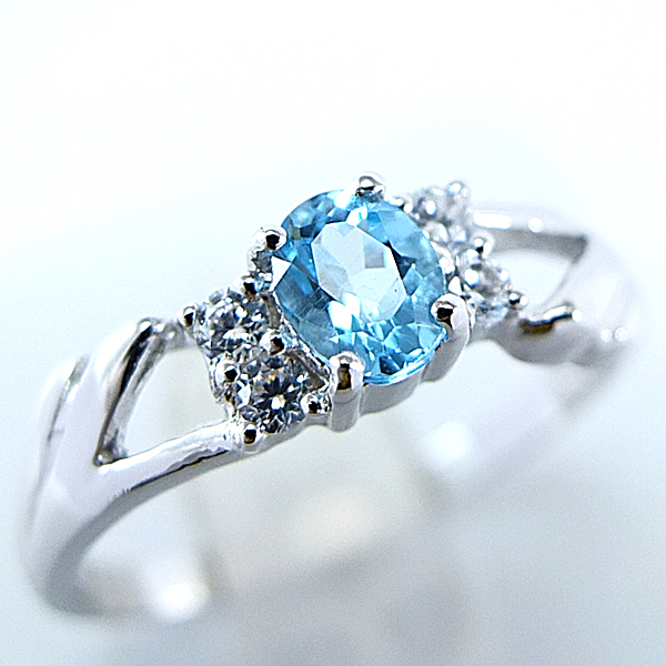 แหวนเงินแท้ราคาถูกชุบทองคำขาว สวิสบลูโทปาซแท้ 0.40 กะรัต เพชรCZ 0.12 กะรัต งานประณีตสวยงาม สั่งผลิตค่ะ