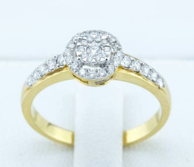 สั่งผลิตเพชรเบลเยี่ยมคัท แหวนแต่งงาน แหวนหมั้น ใส่เที่ยว ออกงาน แหวนทองคำ 18K เพชรแท้ 0.33 กะรัต 3.10 กรัม น้ำ 99 ราคาถูกมาก มีใบรับประกันค่ะ